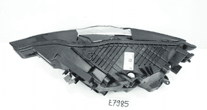 Volvo XC60 ii lampa mid prawy przód 2016- 32133545 5