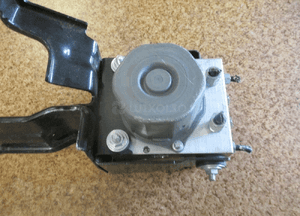 Pompa abs nissan micra K14 476605FA0A 2