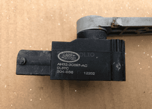 Czujnik zawieszenia przedni AH32-3C097-AC Range Rover Sport Lift 2