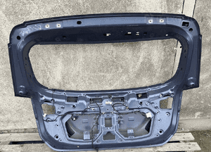 Klapa bagaznika tyl tylna hyundai IX20 IX-20 ladna 6