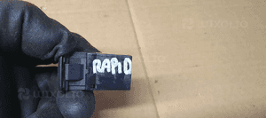 Czytnik gniazdo AUX Skoda Rapid 5JA035475 6