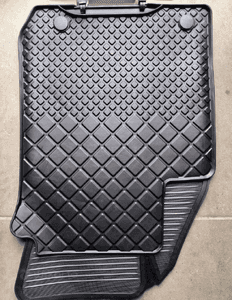 ORYGINALNE Dywaniki Gumowe Przód Audi A3 99-00 8L1061501A 8L1 061 501 A 3