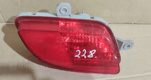 Lampa prawa tył tylna w zderzak kia venga 1