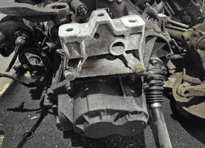 VW Golf Seat Altea Audi A3  1.6 FSI 6 biegów  skrzynia biegów HBM 2