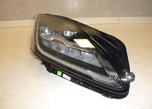 Jaguar e-pace X540 lampy lampa przód led mid usa 9