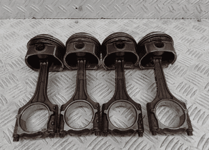 Tłok korbowód golf A4 B7 A6 C6 2.0 tfsi 82P41 1