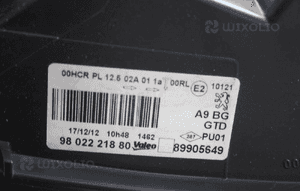 Lampa lewa przednia Peugeot 208 (uszkodzone ucho) 4
