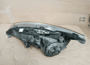 Lampa Prawy Przod Ford focus mk1 I Ciemna 3