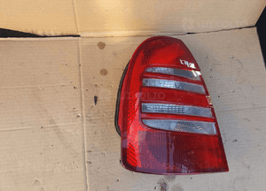 Lampa tylna lewa tył lewo skoda superb 1 3