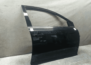 Drzwi przód przednie prawy toyota avensis T25 209 czarne 2