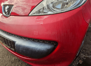 Peugeot 107  zderzak przód przedni KJH 3