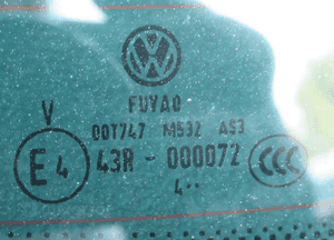Klapa bagażnika kamera szyba vw tiguan i lift 5N0 LC9XL 2010-2016 15