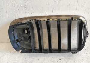 Atrapa gril grill lewa lewy bmw X6 F16 13- 2
