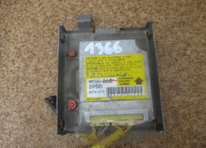 MODUŁ SENSOR AIR BAG OUTLANDER I MR587868 1