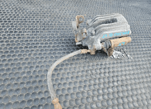 Zacisk Zaciski Jażmo Tyl Tylne Hamulcowy Hamulcowe AUDI A4 B6 B7 245 255mm 7
