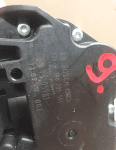 SILNICZEK WYCIERACZKI TYŁ OPEL ASTRA H KOMBI nr 13105981 / 0390201591 3