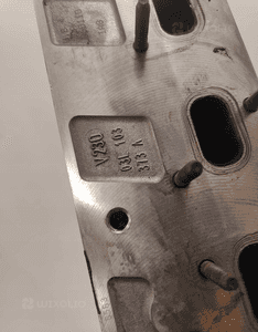 Volkswagen 1.6 tdi auy GŁOWICA SILNIKA ZAWORY 03L103373A 3