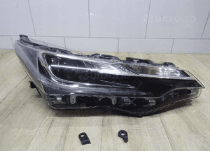 Lampa toyota corolla E16 lift full led prawa 81110-02L70-00 1