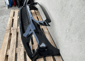 Zderzak przód przedni mercedes c W205 lift fl  kratka spoiler ślizgi cały 2