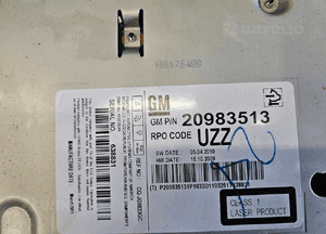 Opel Astra J 4 IV radio 20983513 UZZ 2