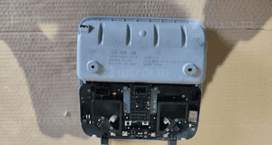 Lampka podsufitki oświetlnenie kabiny hyundai IX35 92820-2SXXX 3