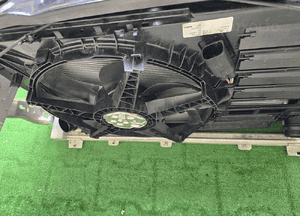 Pas przedni chłodnice bmw 2 F45 F46 zamki piro 4