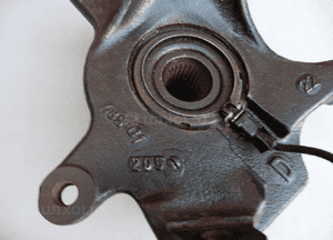 Zwrotnica piasta prawy lewy przód renault laguna ii 1,8i 1,9 dci 02-07r abs 3