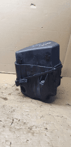 Obudowa filtra powietrza Audi A8 D3 4.2 TDI 4E0133823N 3