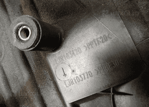Osłona obudowa rozrządu Land Rover Freelander 2.0 D LJR103770 3