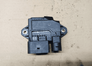 Przekaźnik świec żarowych Mercedes E-Klasa W213 2.0 CDI A6549001300 1