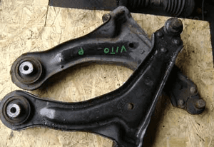 Mercedes Vito W638 W 638 wahacz lewy