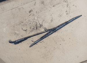 Ramie wycieraczki lewy przód wycieraczka Nissan Almera Tino 2