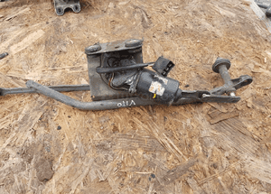 mechanizm wycieraczek przód vito 638