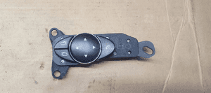 Przełącznik regulacji lusterek Mercedes W211 2118208510 1