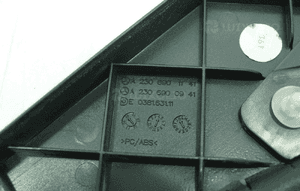 OSŁONA ZAWIASU DACHU KLAPKA LEWA MERCEDES SL R230 02 4