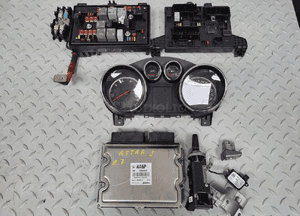 KOMPUTER STEROWNIK SILNIKA ZESTAW DO ODPALENIA Opel Astra IV J 1,7CDTI 131 1