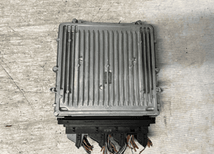 Bmw e70 e71 komputer silnika sterownik 4.0d 8510841 n57d30b 0281017021 3