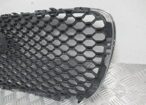 Grill gril atrapa jaguar xf ii X260 GX63-018K28-A 2015-2020 19