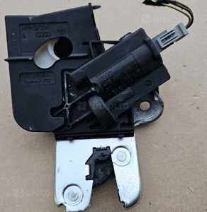 Audi A6 C6 A4 B7 B8  zamek klapy tył 4F5 827 505 D 5
