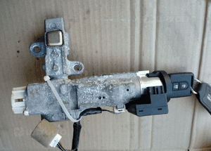 Nissan Murano I Z50 stacyjka kluczyk 2