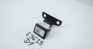 VOLVO V70 S80 XC70 XC60 ZAWIAS DOLNY DRZWI PRAWY TYŁ 31218729 3