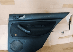 Boczek tapicerka prawy tył VW Golf IV 4 1