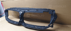 Wlot dolot kierownica powietrza górna mocowanie grilla nerek BMW M5 G30 F90 3
