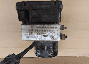 Pompa hamulcowa abs chrysler voyager iii 2.5 crd 25.0946-0295.3 04686987AD 2