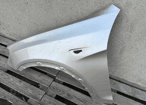 Blotnik przod przedni lewy bmw X3 F25 X4 F26 2010- bardzo ladny oryginalny 2