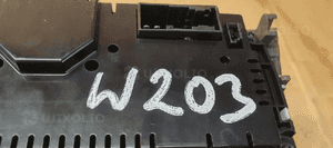 Panel nawiewu klimatyzacji klimy Mercedes W203 A2038304185 6