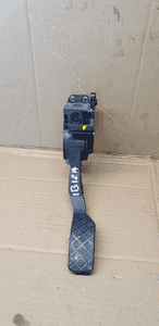 Pedał gazu potencjometr Seat Ibiza IV 1.6 TDI 6Q2721503E 1