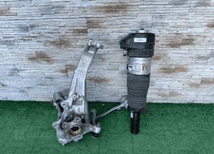 ZWROTNICA WAHACZE AMORTYZATOR BMW X5 G05 X6 G06 6869032 6876656 1