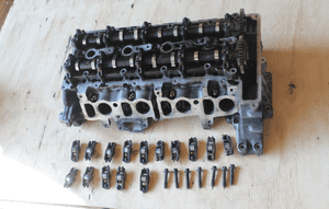 Głowica kompletna bmw E90 E91 2.0 d N47D20C 7810465 2011 4