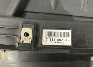 BMW 5 F10 / F11 Pas przedni kompletny - 13977 11